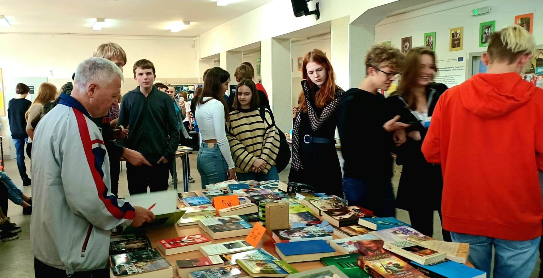 Jesienny kiermasz książek 2022