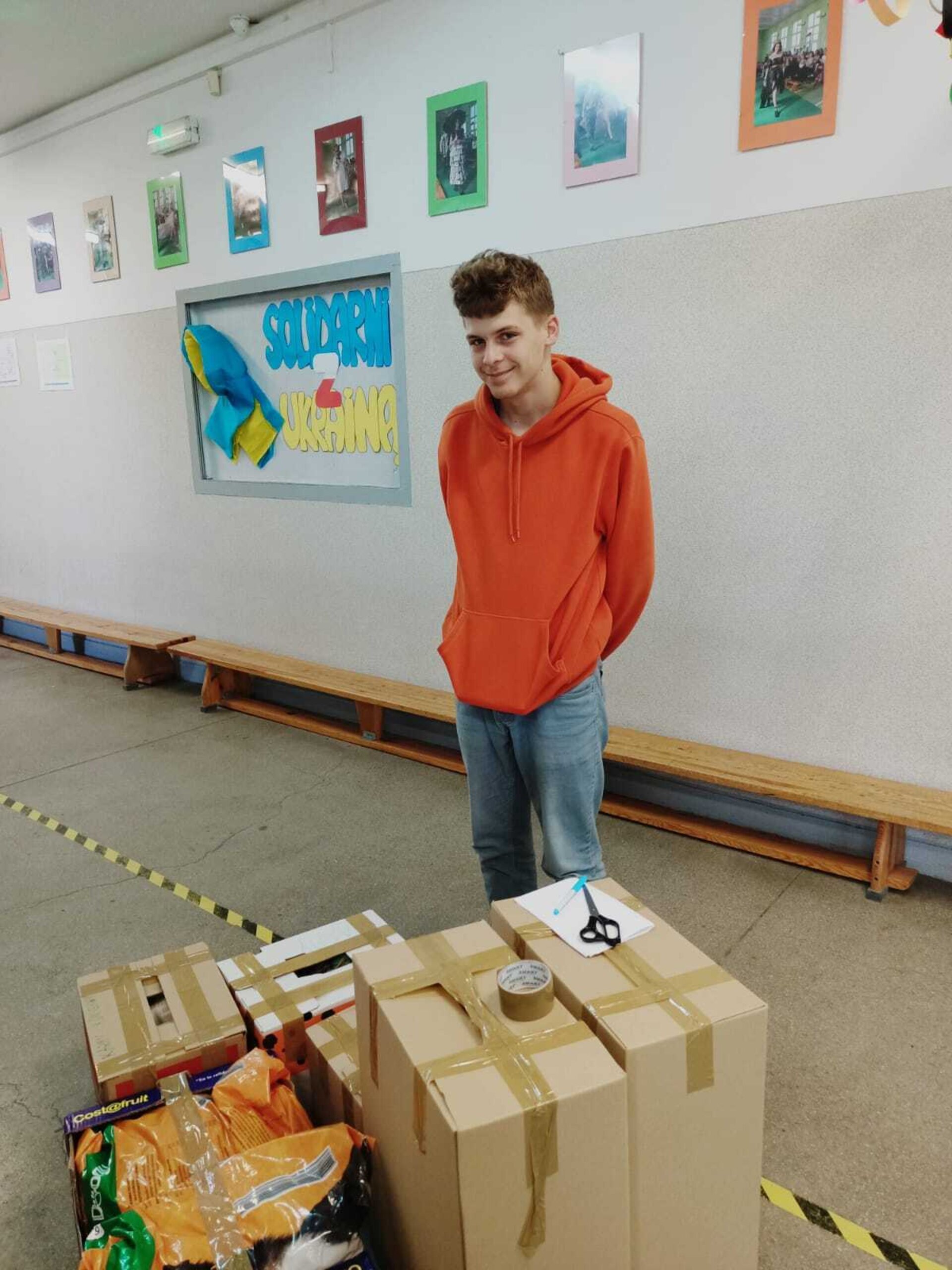 finał zbiórki darów w lo6