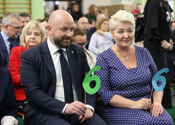 Pani Dyrektor Marlena Krzyżostaniak Klecha i Pan Prezydent Jacek Sutryk
