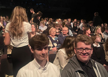 Uczniowie w Teatrze Polskim - Scena na Świebodzkim